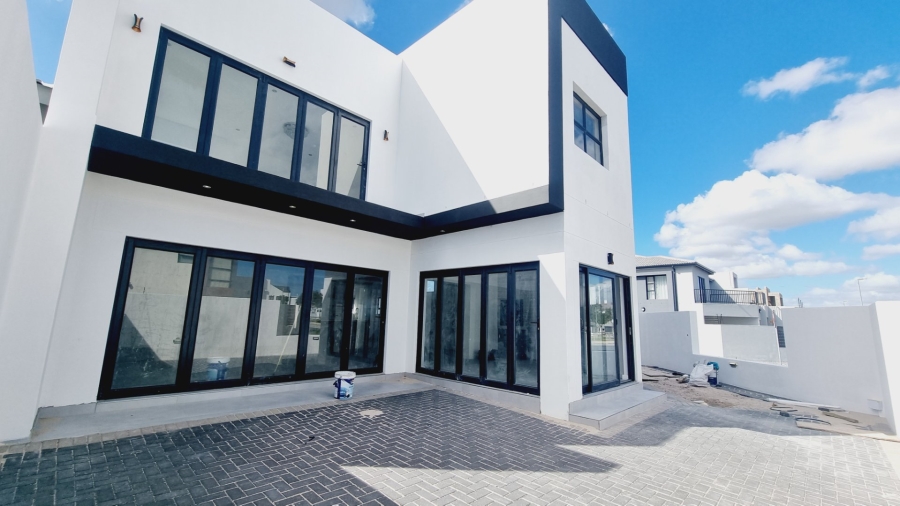 4 Bedroom Property for Sale in Sandown Western Cape